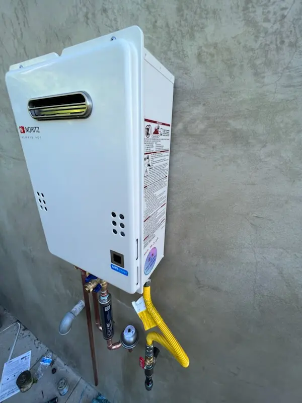 Tankless water heater installation for Grays Park homes